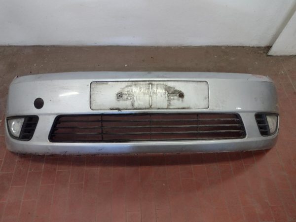 Paraurti Anteriore Ford Fiesta 2004