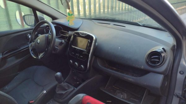 Renault Clio 2013 solo per ricambi