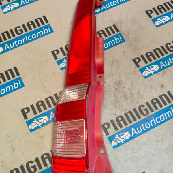 Faro Posteriore Sinistro Fiat Panda 2004