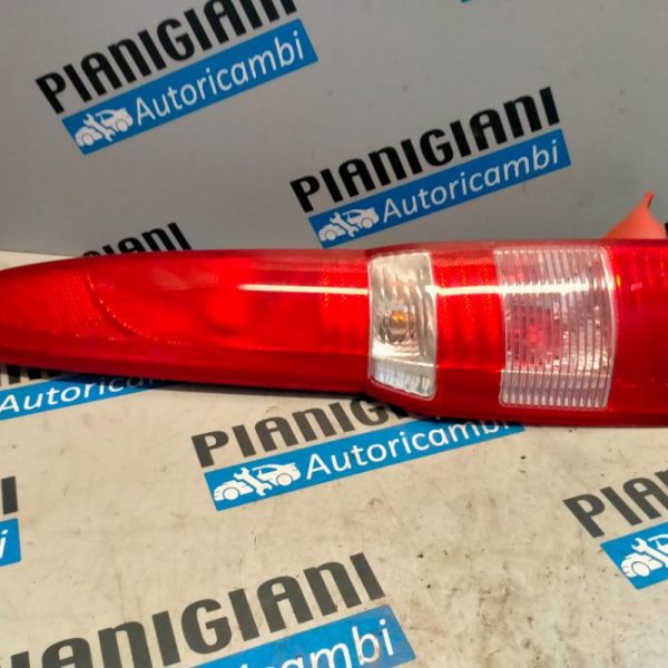 Faro Posteriore Sinistro Fiat Panda 2004