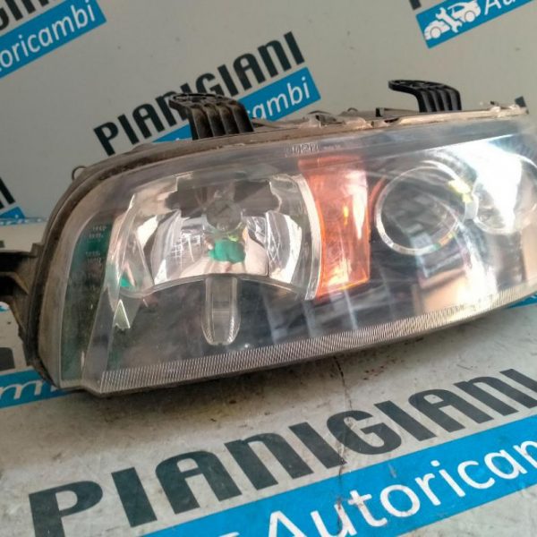 Faro Anteriore Sinistro Fiat Punto 2002