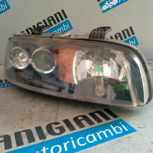 Faro Anteriore Destro Fiat Punto 2002