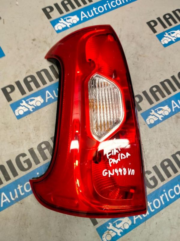 Faro Posteriore Sinistro Fiat Panda 2023