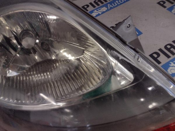 Faro Anteriore Destro Renault Trafic 2003