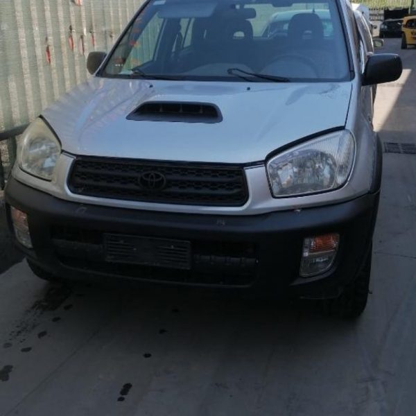 Toyota Rav 4 solo per ricambi 2002