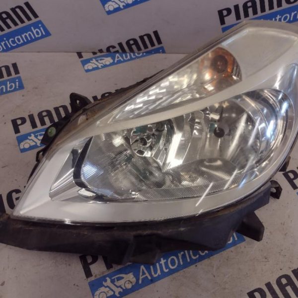 Faro Anteriore Sinistro Renault Clio 2008