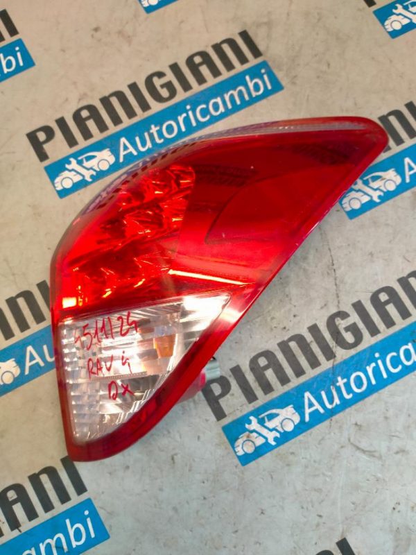 Faro Posteriore Destro Toyota RAV 4 2006