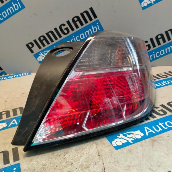 Faro Posteriore Destro Opel Astra GTC 2008