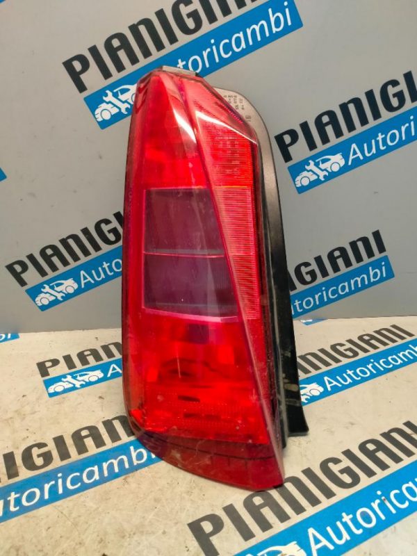 Faro Posteriore Sinistro Lancia Musa 2007