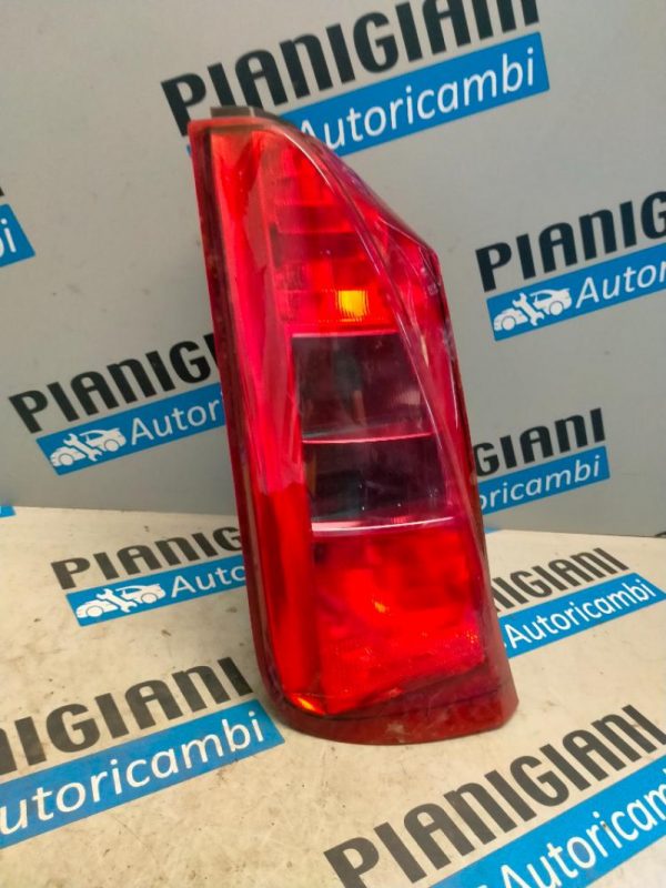 Faro Posteriore Sinistro Lancia Musa 2007