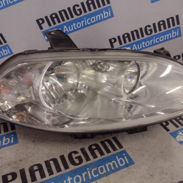 Faro Anteriore Destro Fiat Croma 2006