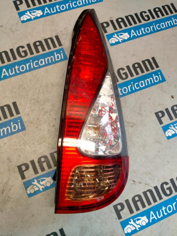 Faro Posteriore Destro Toyota Yaris Verso 2004