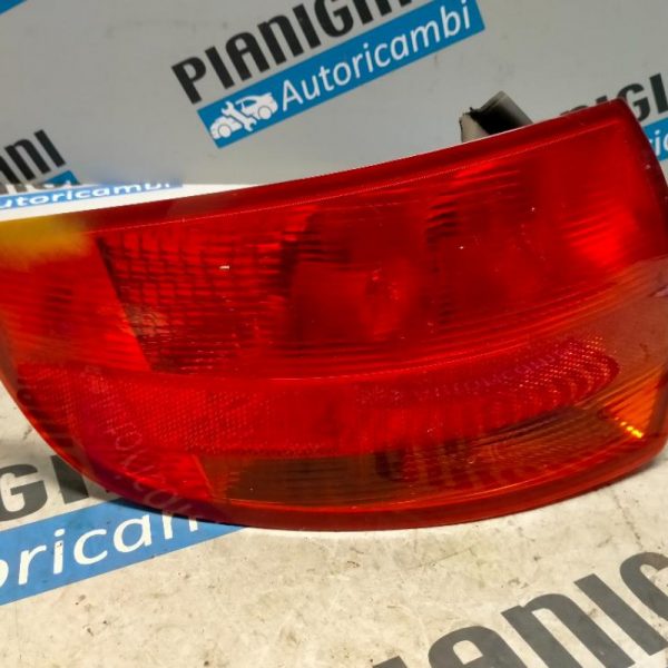 Faro Posteriore Sinistro Audi A3 2006