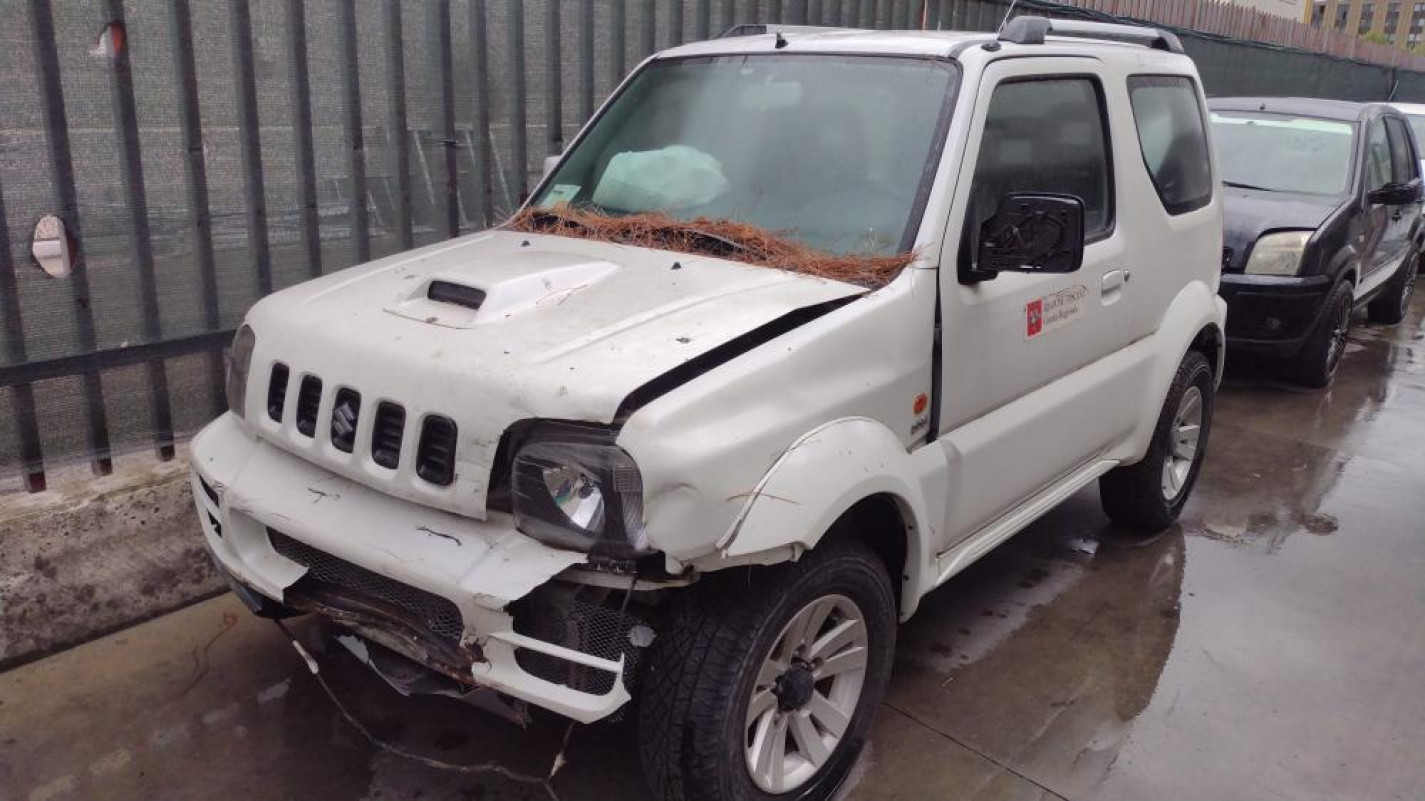 Suzuki Jimny solo per ricambi anno 2010