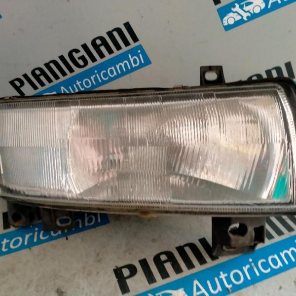 Faro Anteriore Destro Renault Master 2002