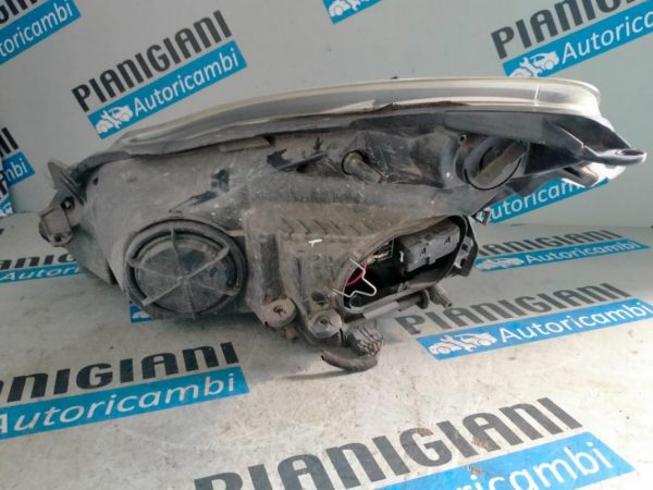 Faro Anteriore Destro Opel Corsa D 2010