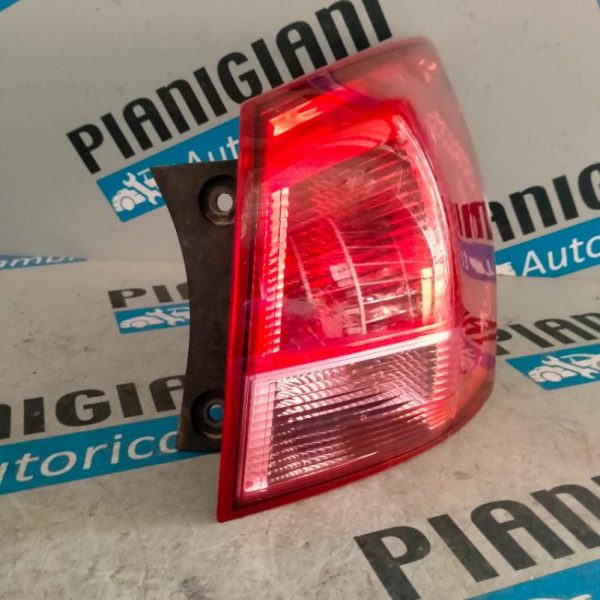 Faro Posteriore Destro Nissan Qashqai 2007