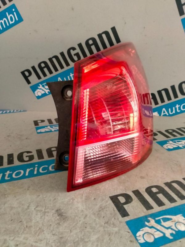 Faro Posteriore Destro Nissan Qashqai 2007