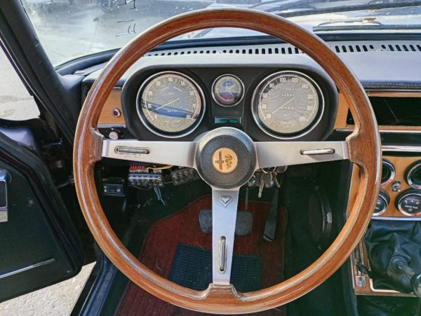 Alfa Romeo Giulia Nuova Super 1300 Anno 1975 | Veicolo Intero | SOLO PER RICAMBI