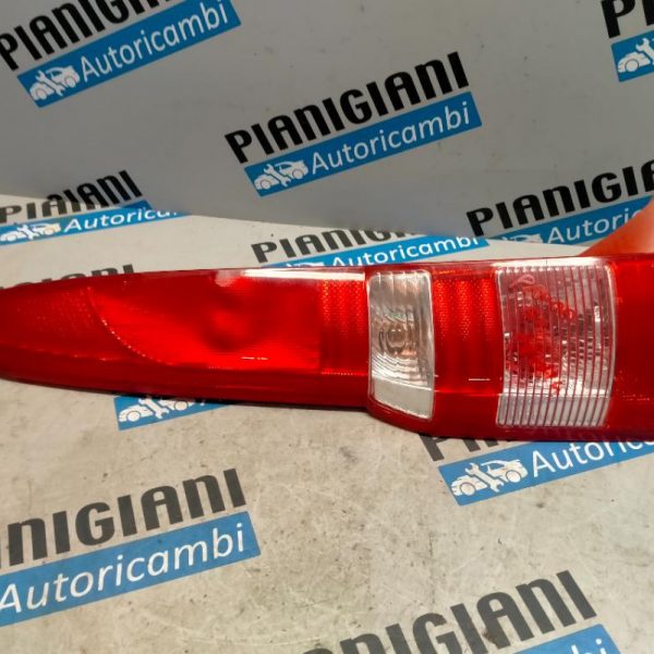 Faro Posteriore Sinistro Fiat Panda 2004