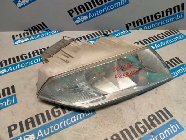 Faro Anteriore Destro Skoda Octavia 2006