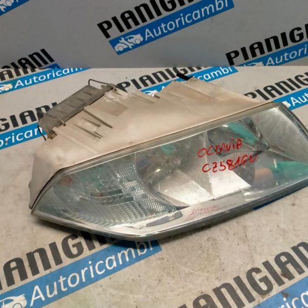 Faro Anteriore Destro Skoda Octavia 2006