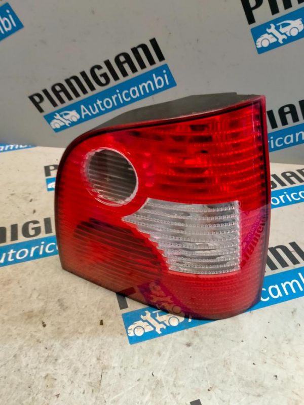 Faro Posteriore Destro Volkswagen Polo 2003