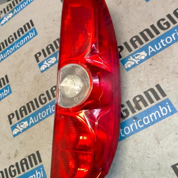 Faro Posteriore Destro Fiat Doblò 2014