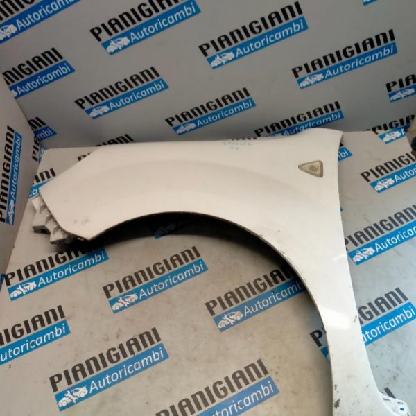 Parafango Anteriore Sinistro Renault Kangoo 2012