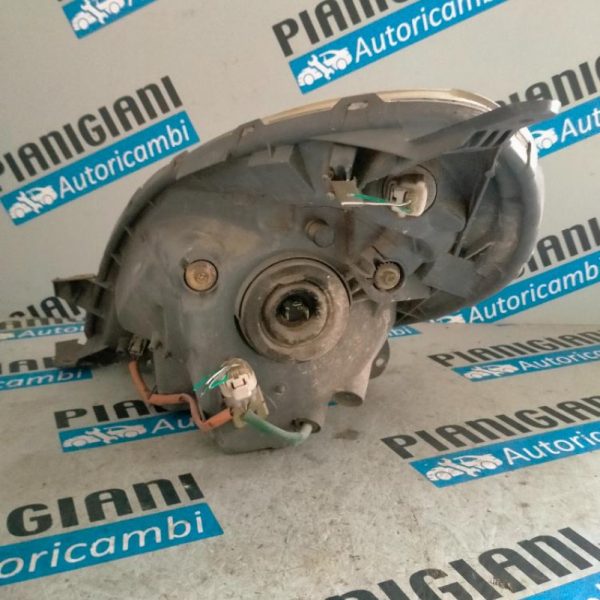 Faro Anteriore Destro Toyota Yaris Verso 2003