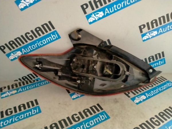 Faro Posteriore Destro Ford Ka 2010