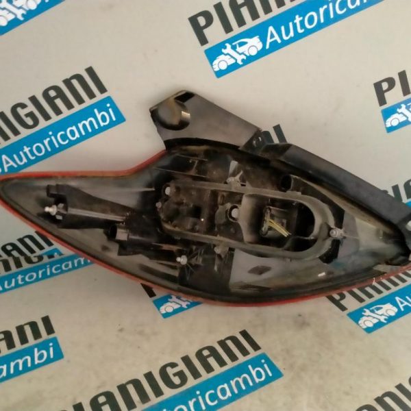 Faro Posteriore Destro Ford Ka 2010