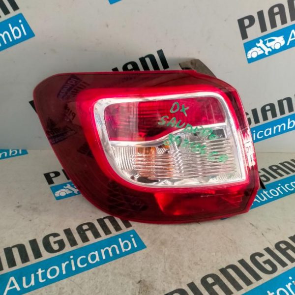 Faro Posteriore Sinistro Dacia Sandero 2015