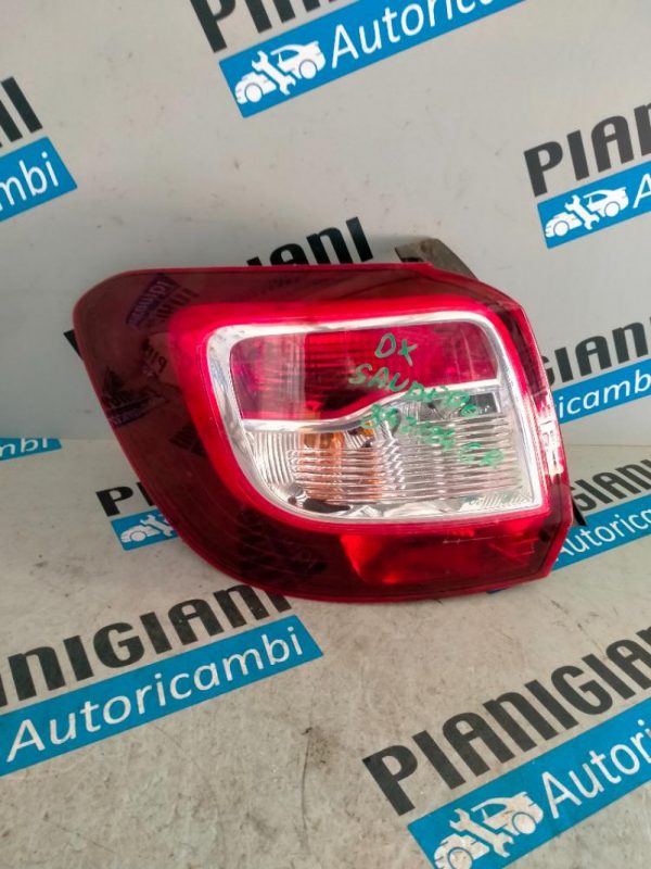 Faro Posteriore Sinistro Dacia Sandero 2015