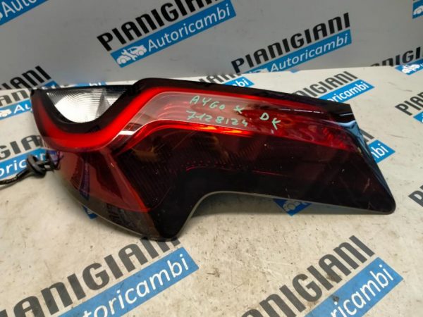 Faro Posteriore Destro Toyota Aygo X 2024