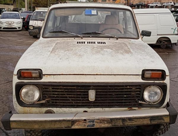 Lada Niva Anno 1988 | Veicolo Intero | SOLO PER RICAMBI