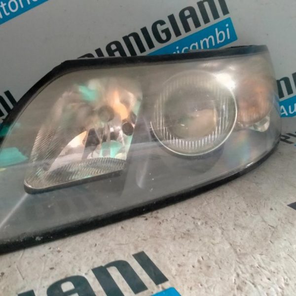 Faro Anteriore Sinistro Volvo V50 2006