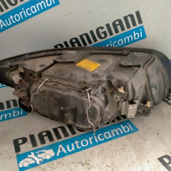 Faro Anteriore Sinistro Volvo V50 2006