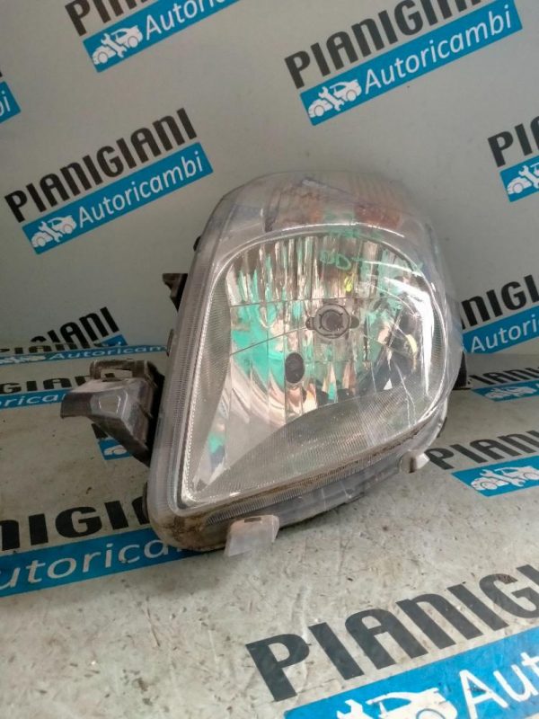 Faro Anteriore Sinistro Toyota Yaris 2006