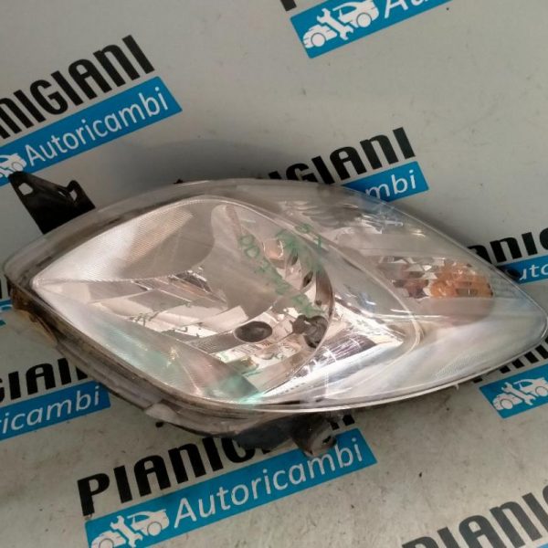 Faro Anteriore Sinistro Toyota Yaris 2006