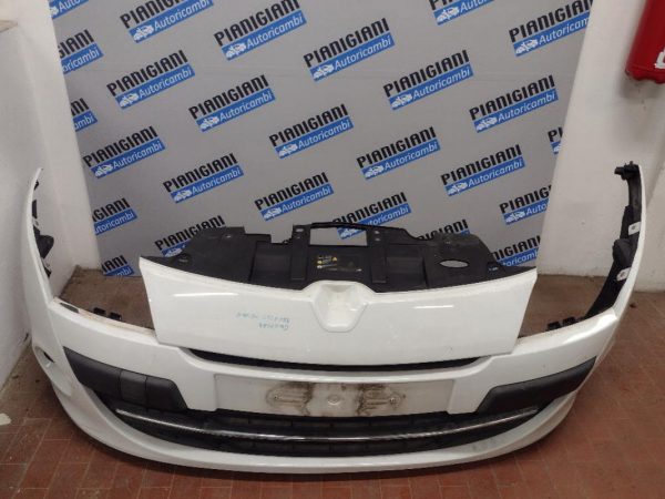 Paraurti Anteriore Renault Megane 2010