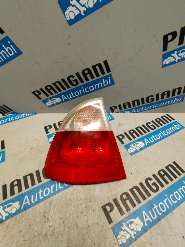 Faro Posteriore Sinistro BMW Serie 3 E46 SW 2000