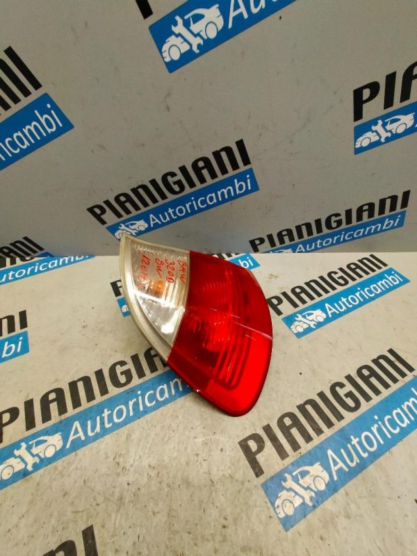 Faro Posteriore Sinistro BMW Serie 3 E46 SW 2000