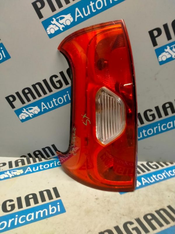 Faro Posteriore Sinistro Fiat Panda 2012