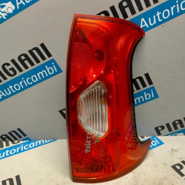 Faro Posteriore Sinistro Fiat Panda 2012