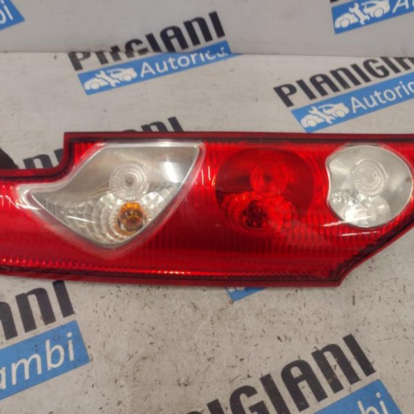 Faro Posteriore Sinistro Renault Kangoo 2010