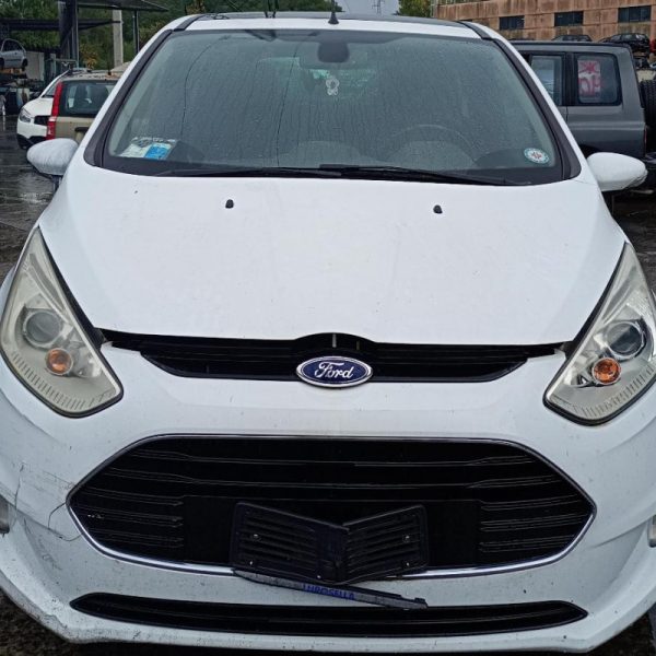 Ford B-Max Anno 2012 | Veicolo Intero | SOLO PER RICAMBI