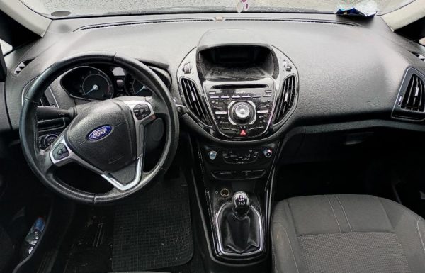 Ford B-Max Anno 2012 | Veicolo Intero | SOLO PER RICAMBI