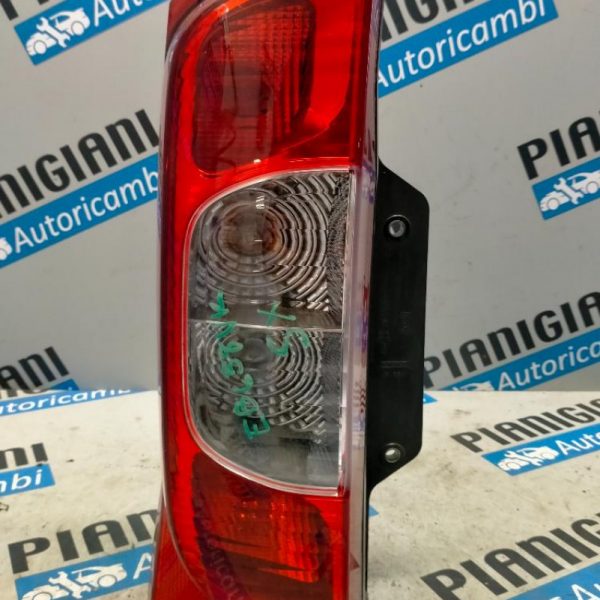 Faro Posteriore Sinistro Fiat Fiorino 2010