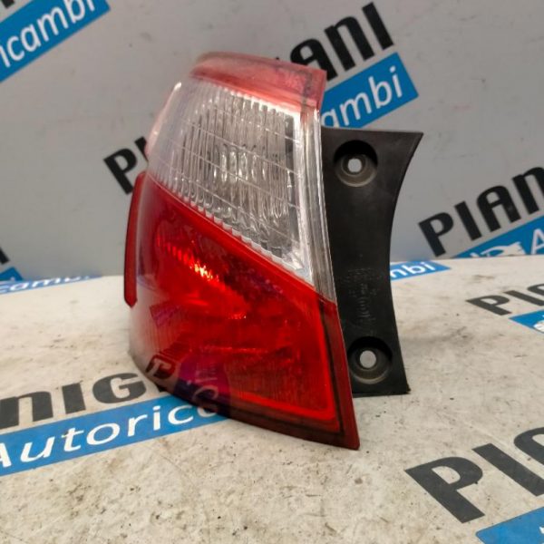 Faro Posteriore Sinistro Nissan Qashqai 2010